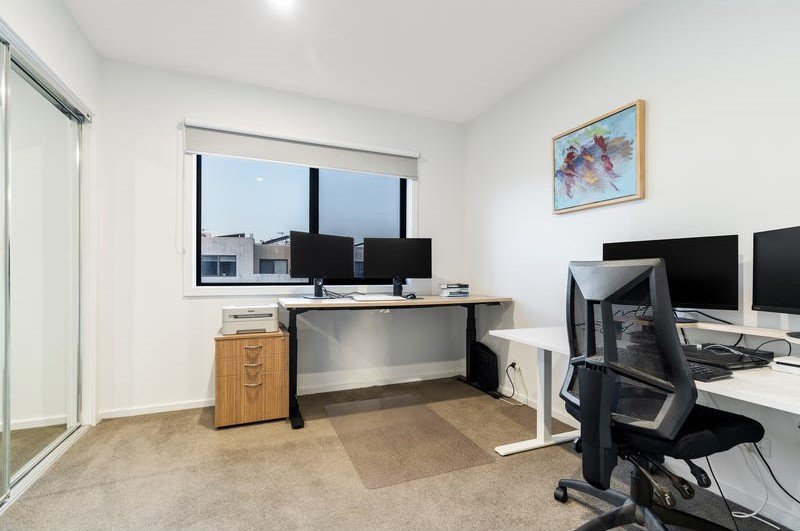 73 Emmeline Row, Rowville image 9