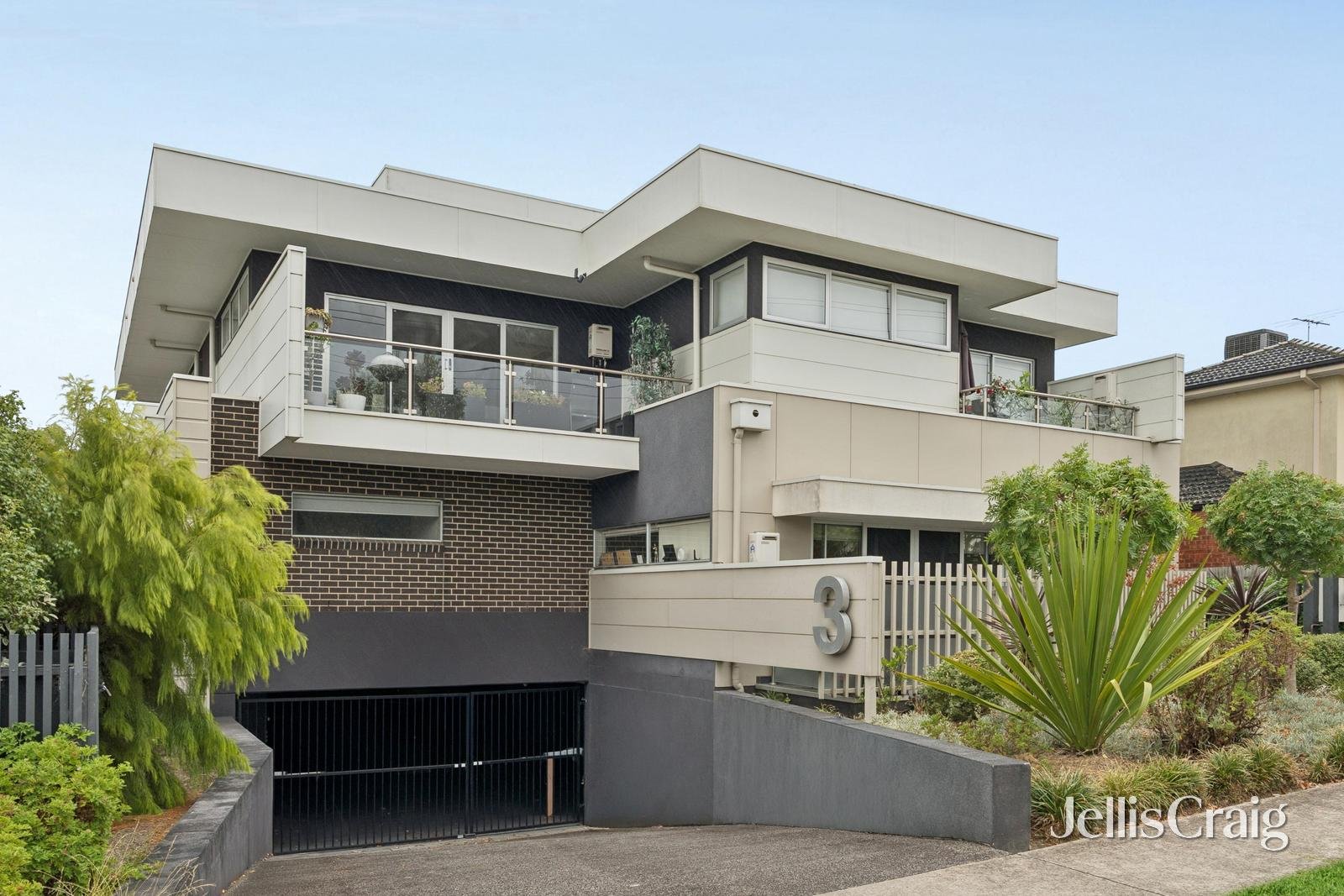 7/3 Franklin Road, Doncaster&nbsp;East image 1