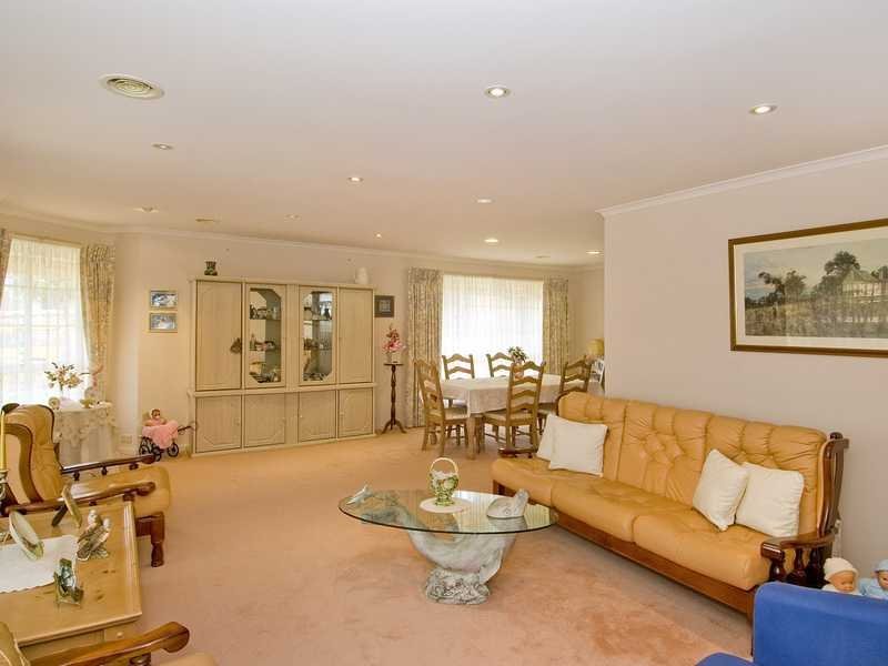 73 Glastonbury Drive, Highton image 5