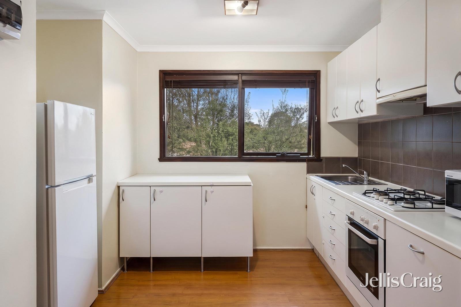 7/3 Gold Court, Hastings image 2