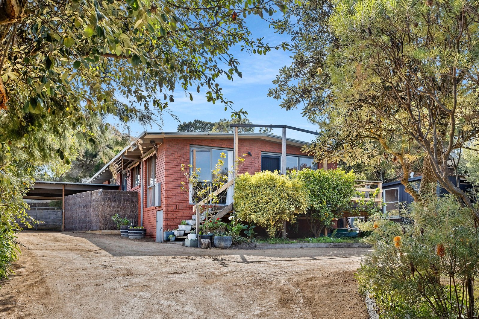 Property Gallery Thumbnail 2