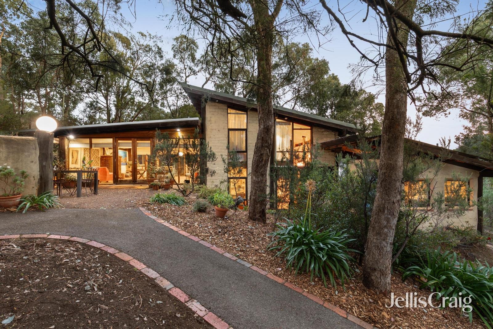 73 Ingrams Road, Research image 24