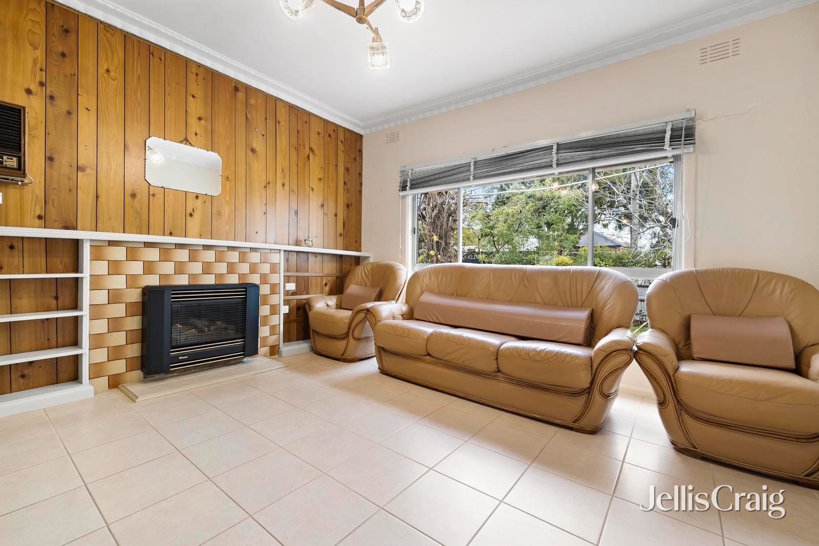 73 Maple Street, Blackburn image 2