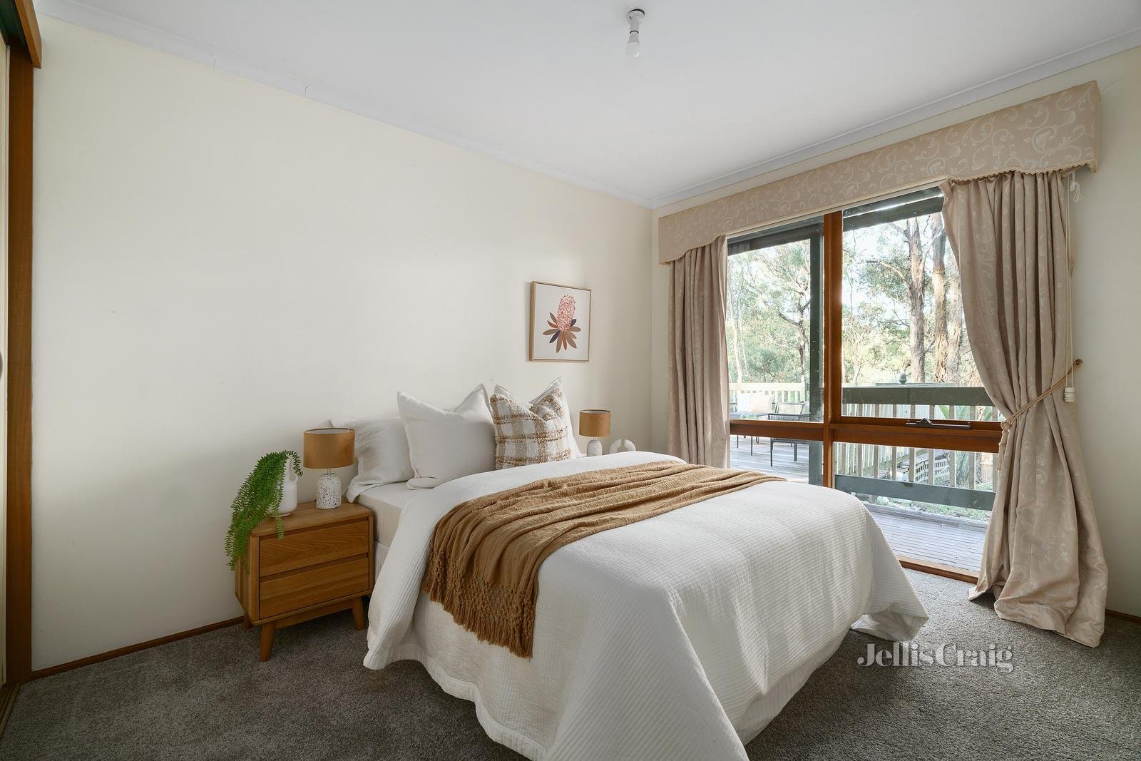 73 Milborne Crescent, Eltham image 12