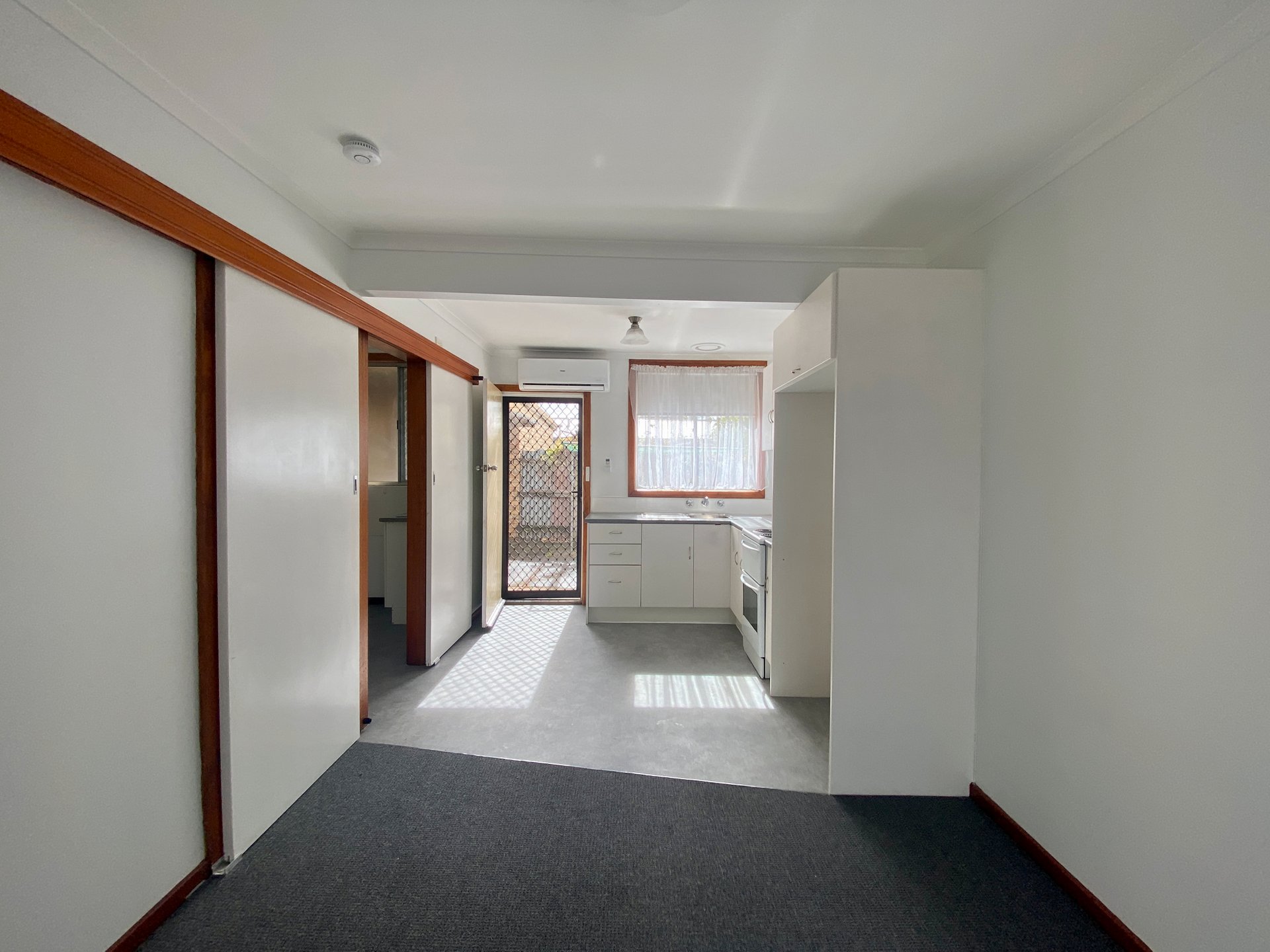 7/3 Milton Street, Bell Park image 2