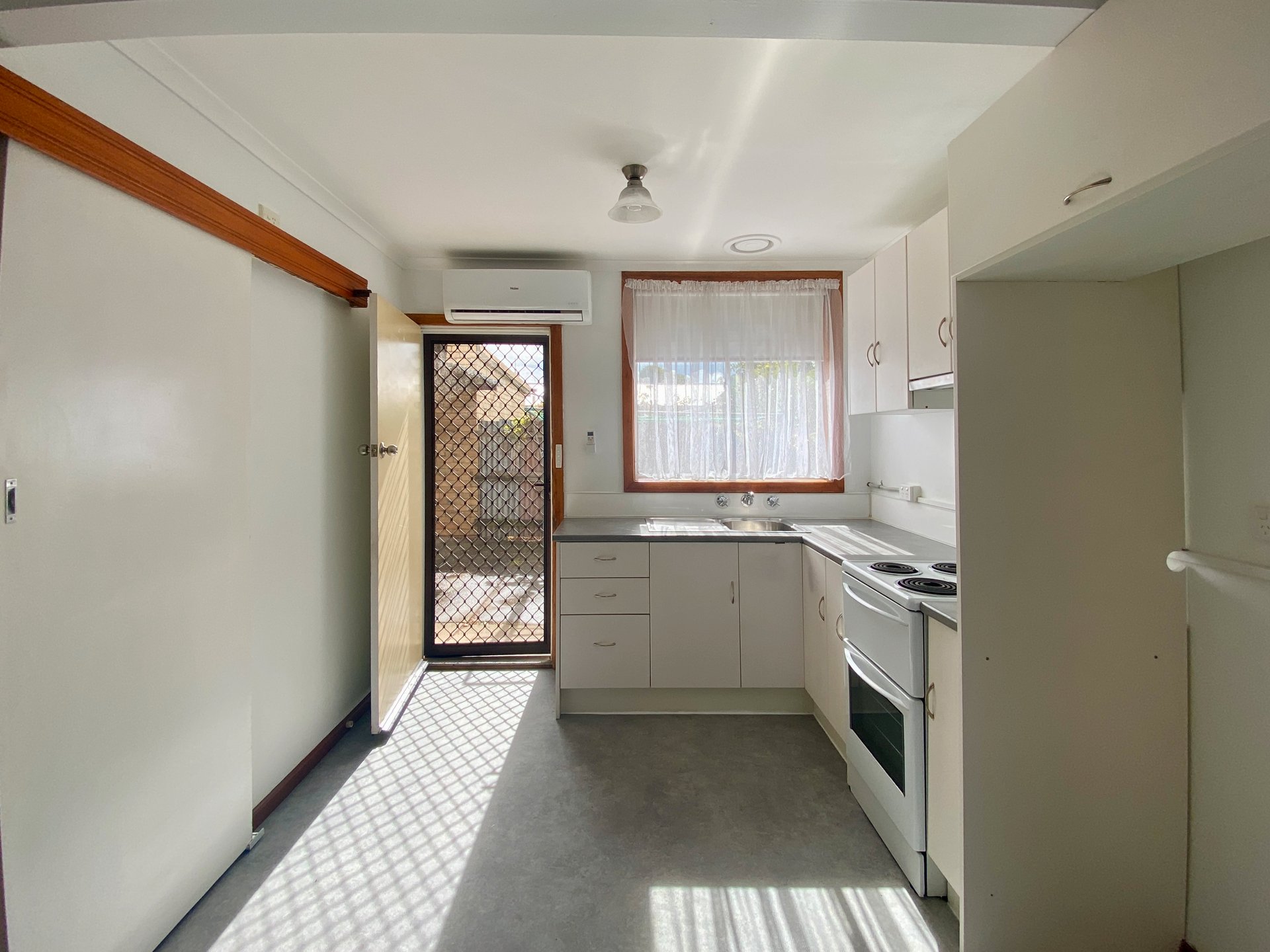 7/3 Milton Street, Bell Park image 3