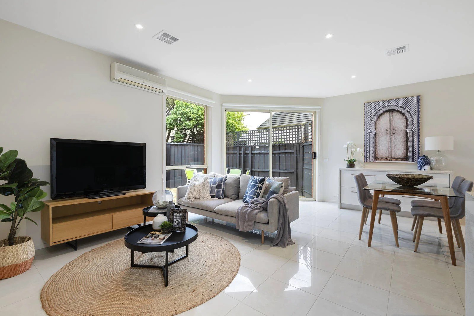 73 Parkers Road, Parkdale image 2