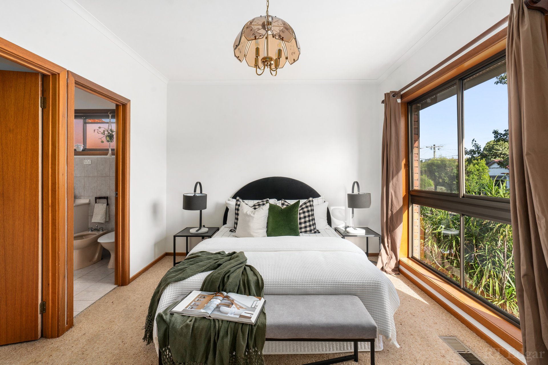 Property Gallery Thumbnail 7