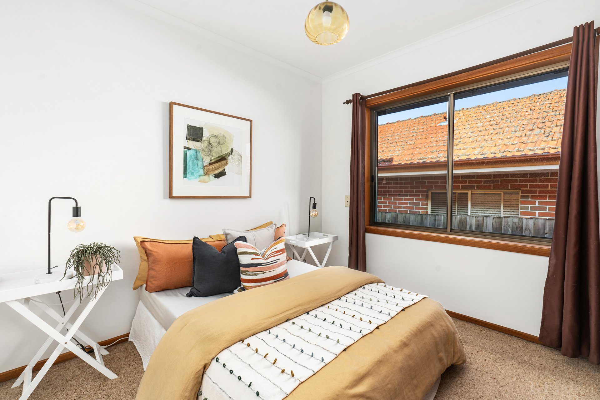 Property Gallery Thumbnail 11