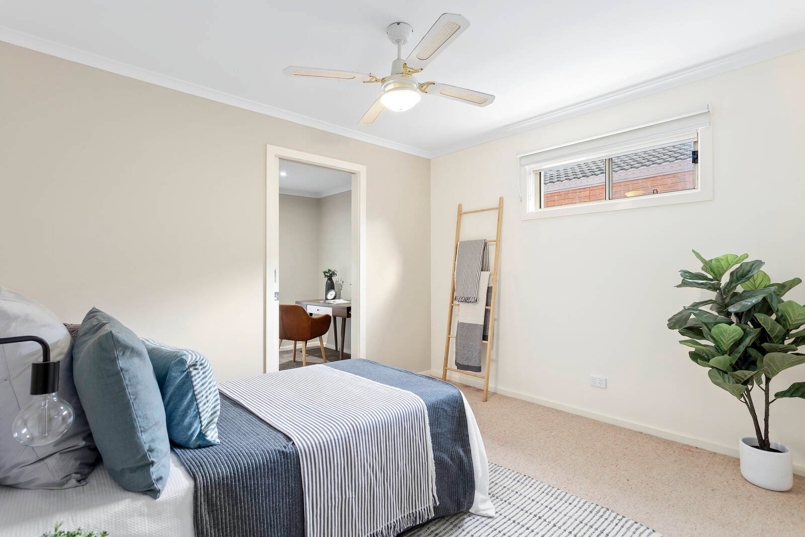 Property Gallery Thumbnail 10