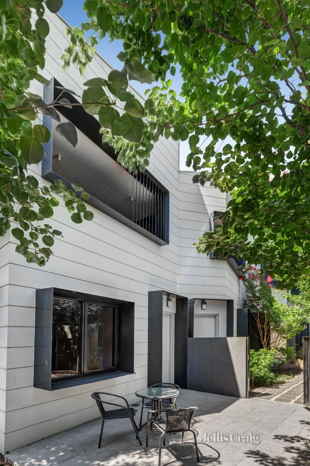 7/3 Strathwyn Place, Kew East image 1