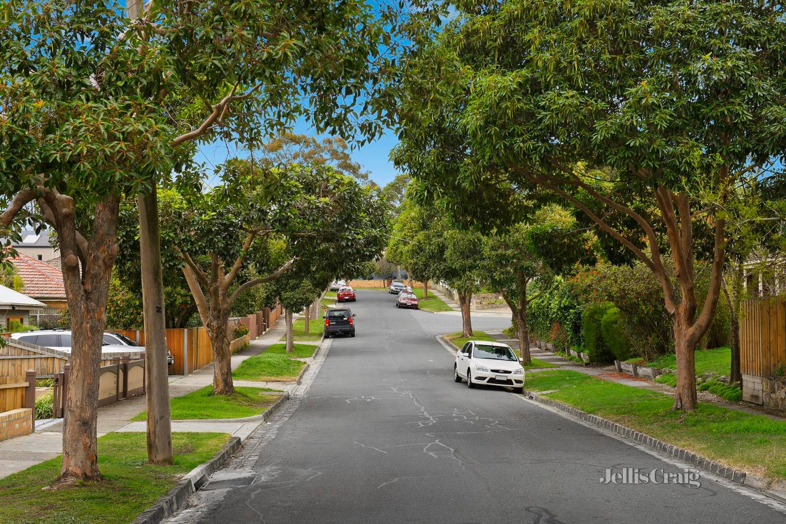 7/3 Strathwyn Place, Kew East image 8