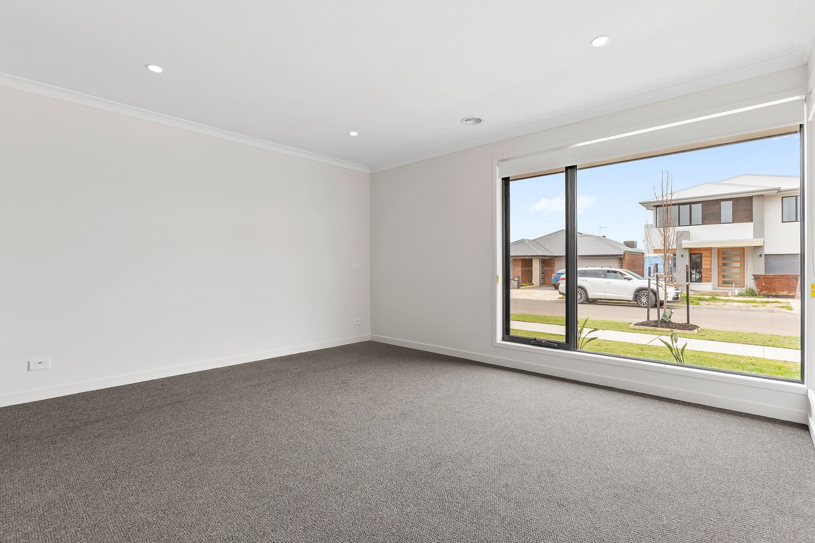 73 Sunlight Circuit, Lara image 6