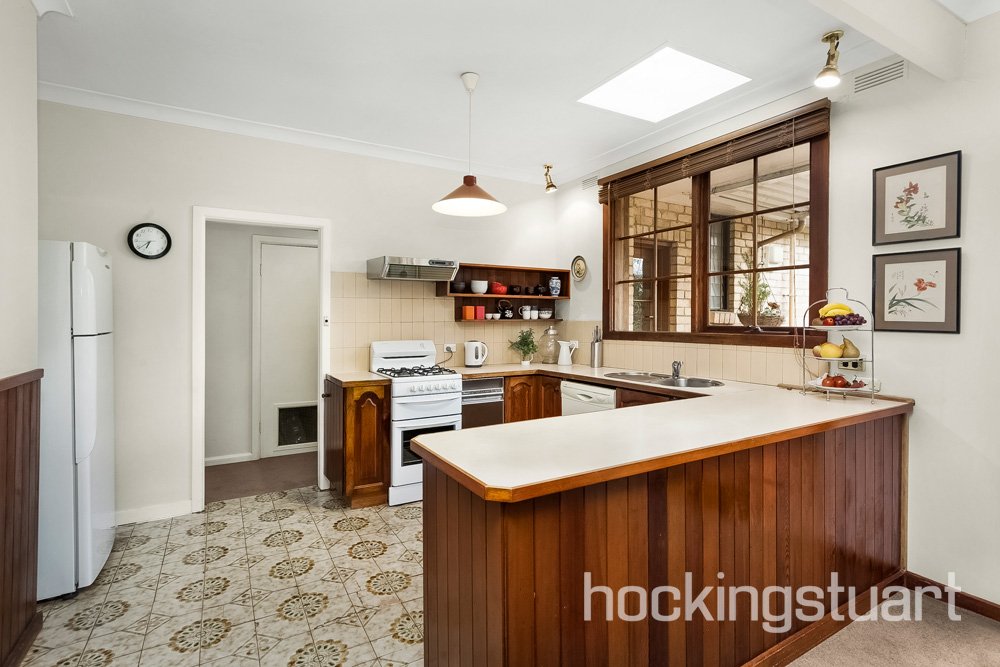 73 Valda Avenue, Mont Albert North image 5