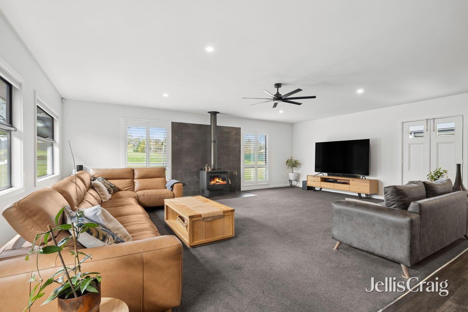 73 Wedge Street, Kyneton image 6