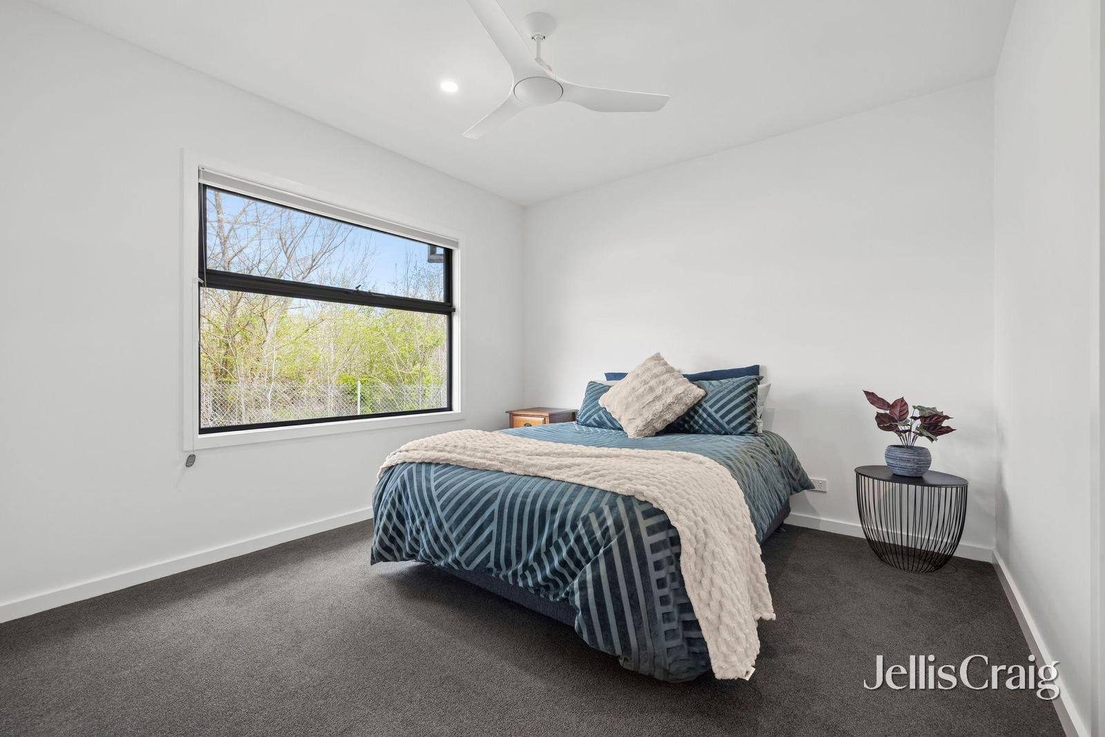 73 Wedge Street, Kyneton image 15