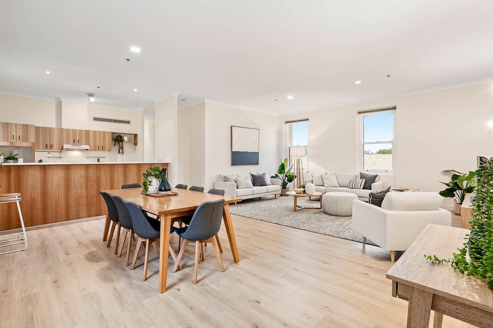 Property Gallery Thumbnail 2