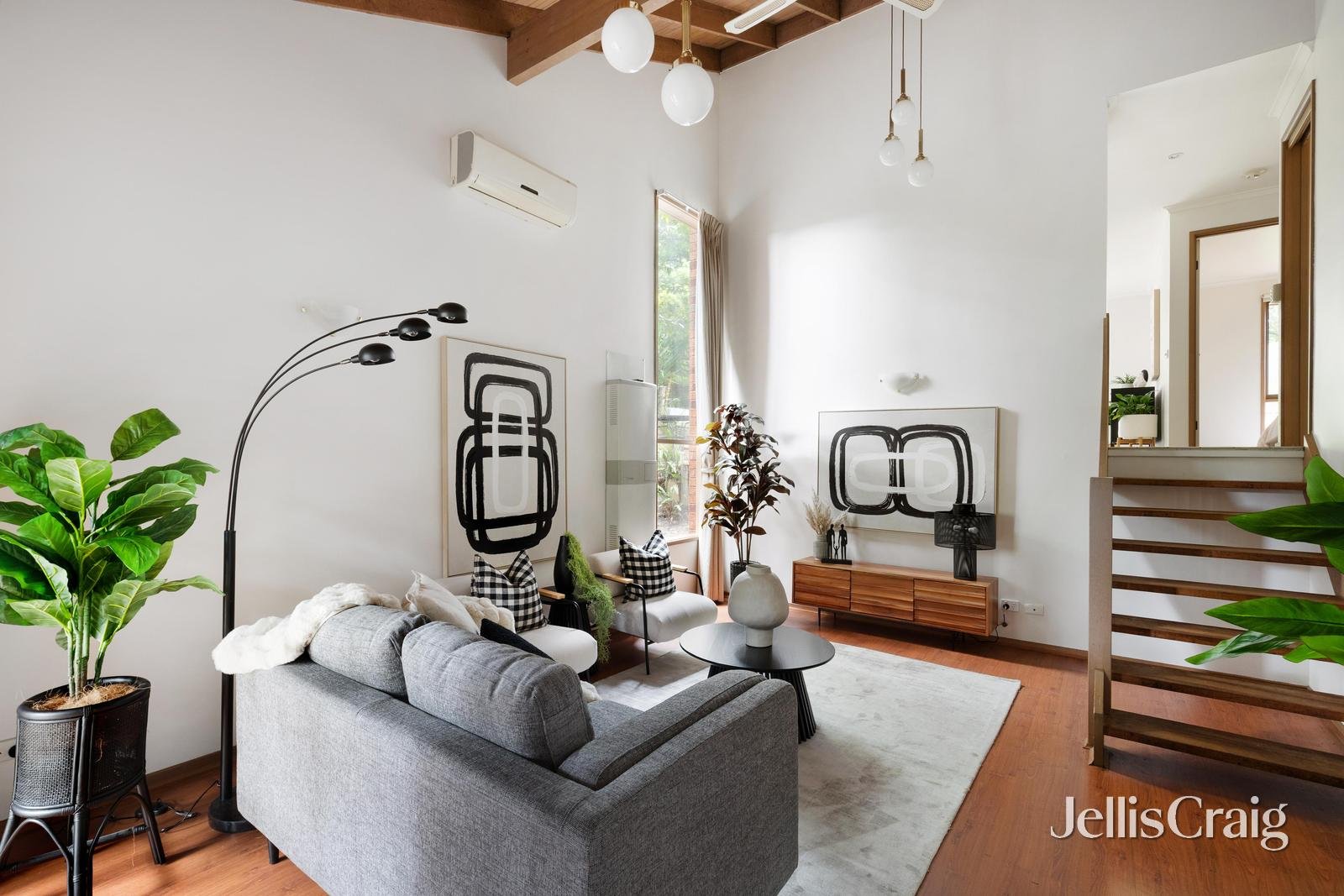 7/30 Alexander Street, Montmorency image 2