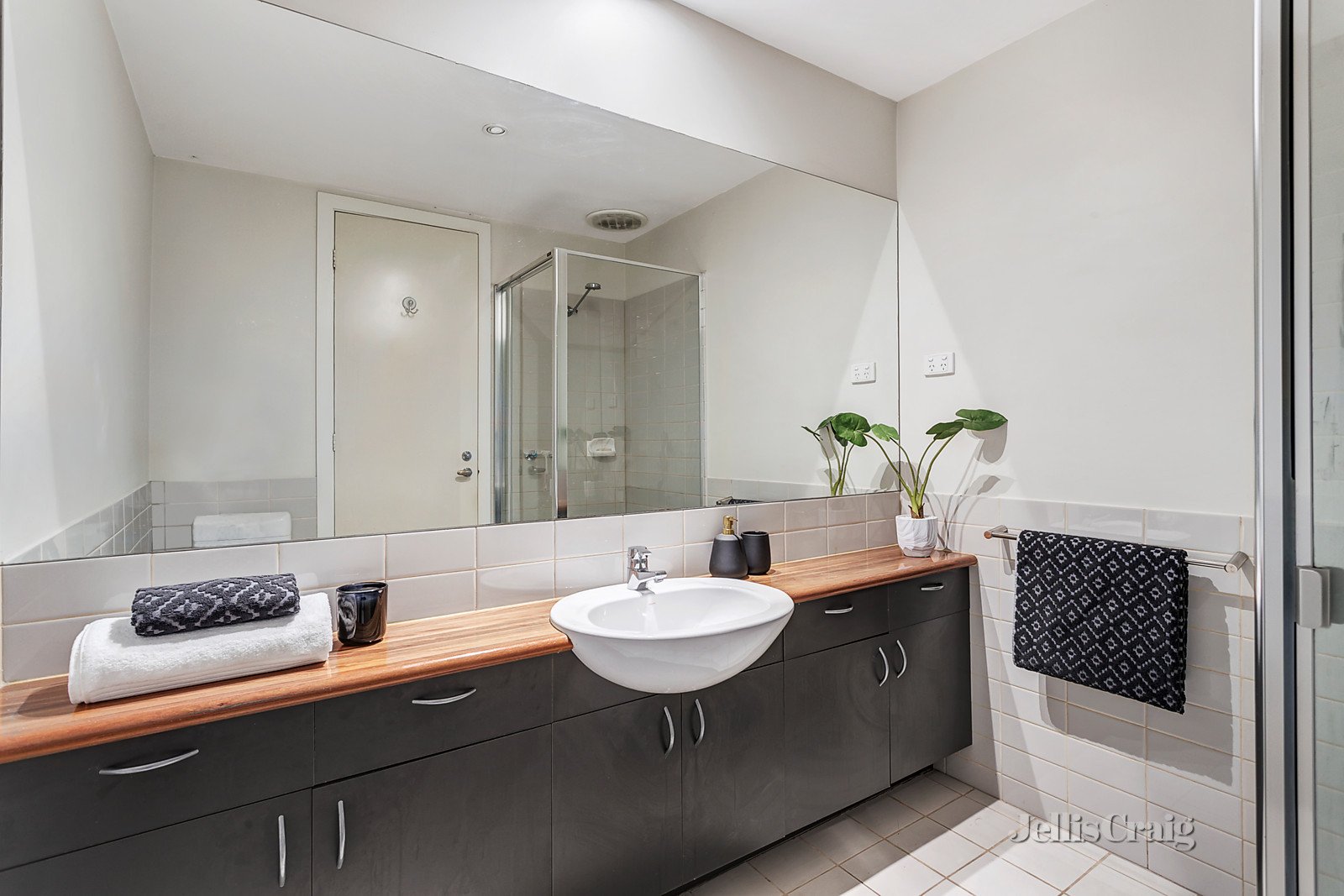 7/301 St Georges Road, Fitzroy North image 6