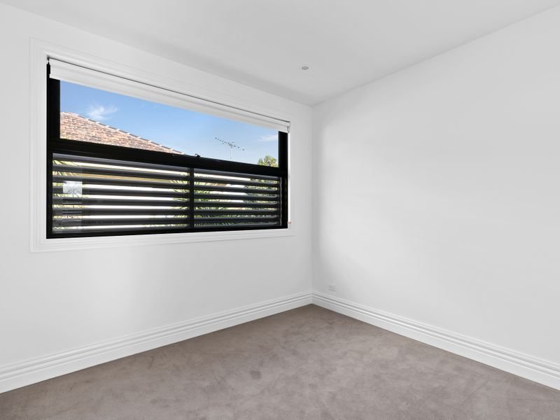 7/301 St Kilda Street, Brighton image 7
