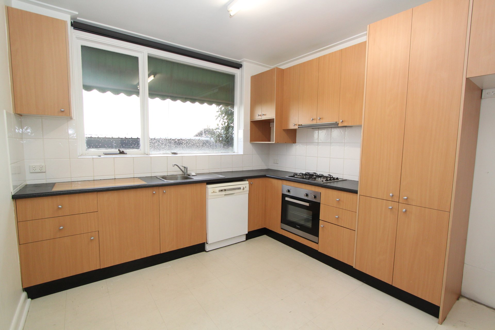 Property Gallery Thumbnail 2