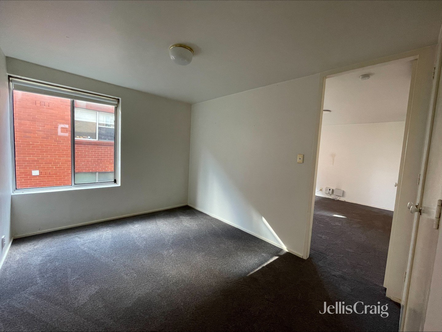 7/31 Staley Street, Brunswick image 3