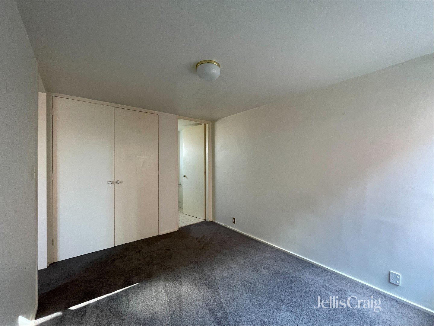 7/31 Staley Street, Brunswick image 4