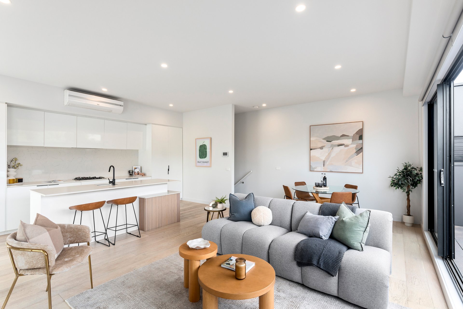 Property Gallery Thumbnail 2