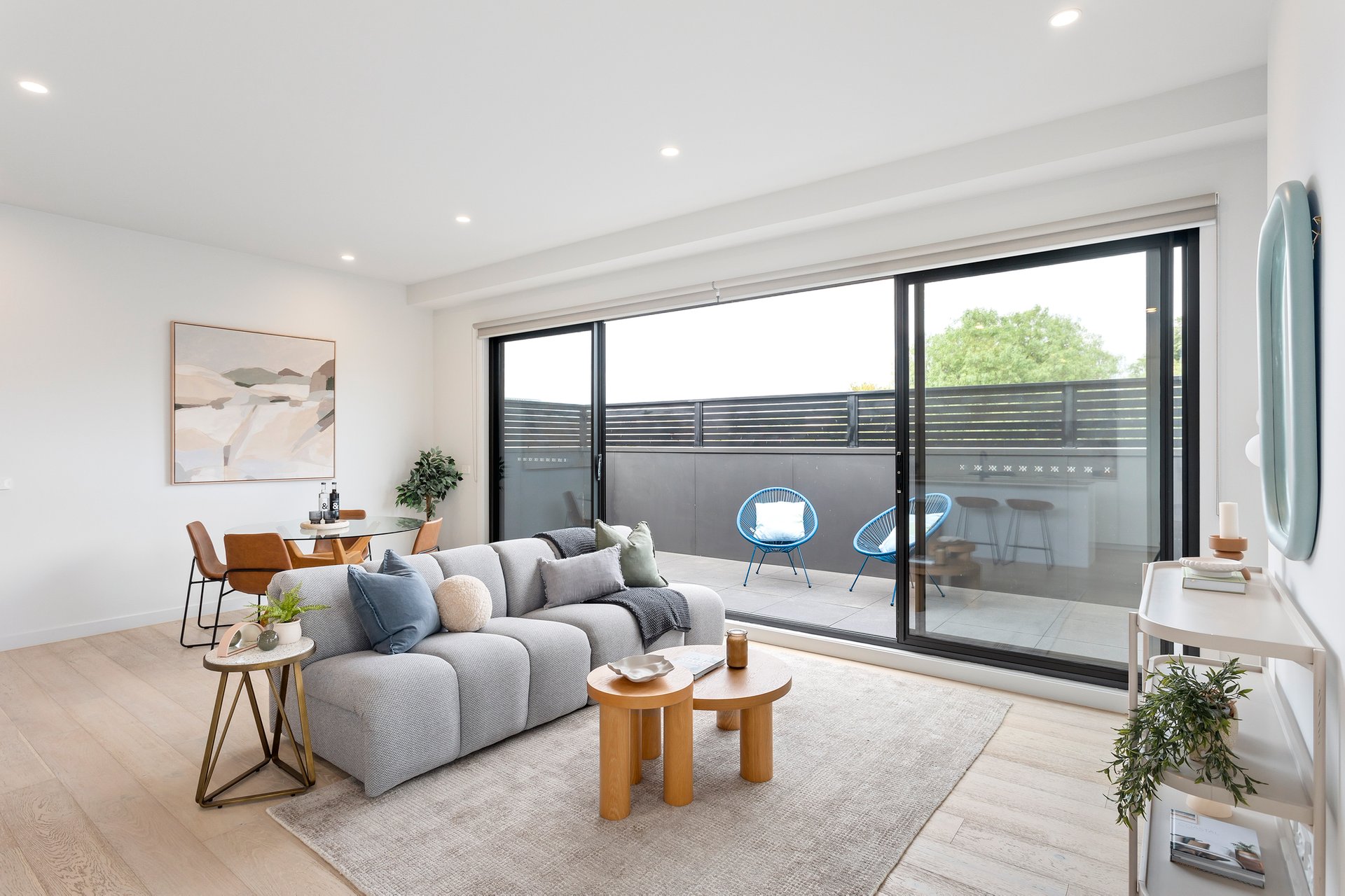 Property Gallery Thumbnail 3