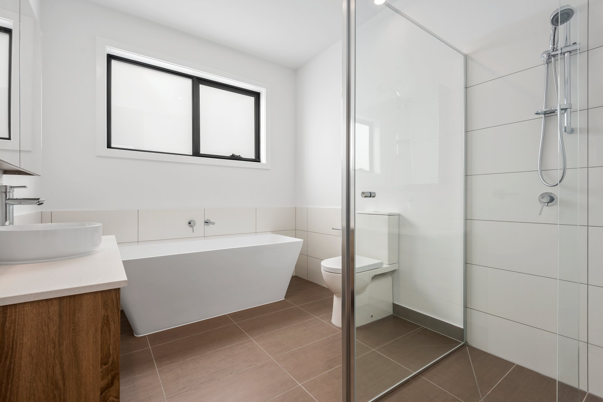 Property Gallery Thumbnail 8