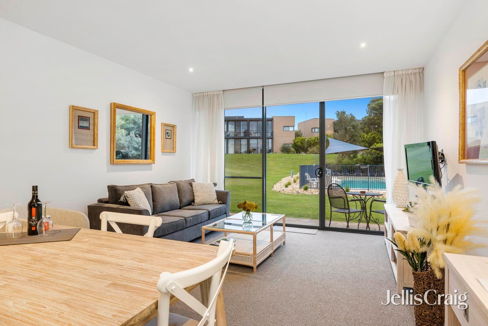 732/21 Muirfield Lane, Fingal image 2