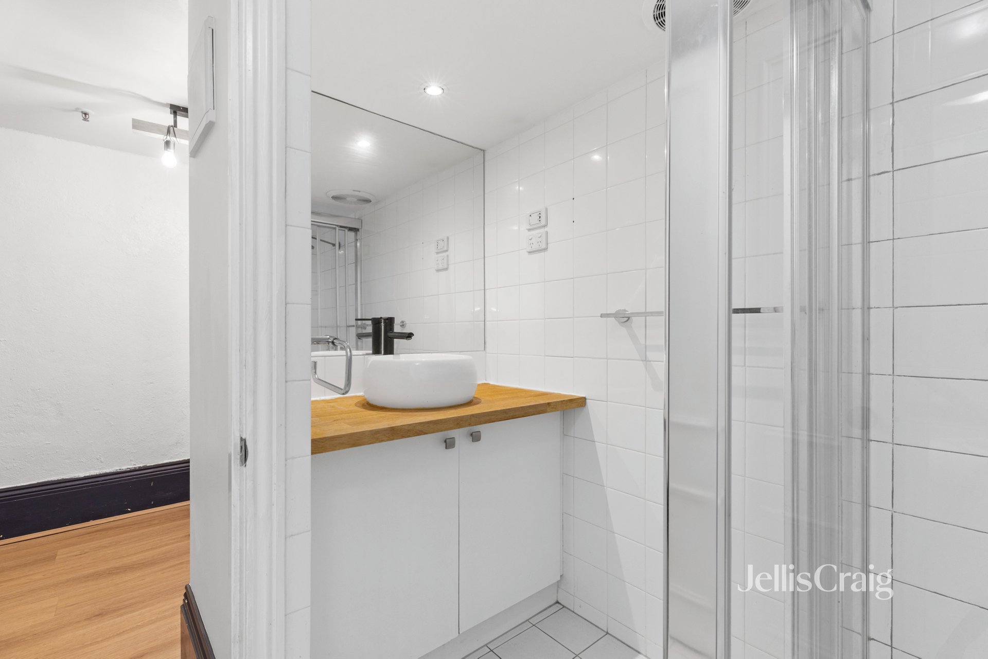 73/24-38 Little Bourke St, Melbourne image 3