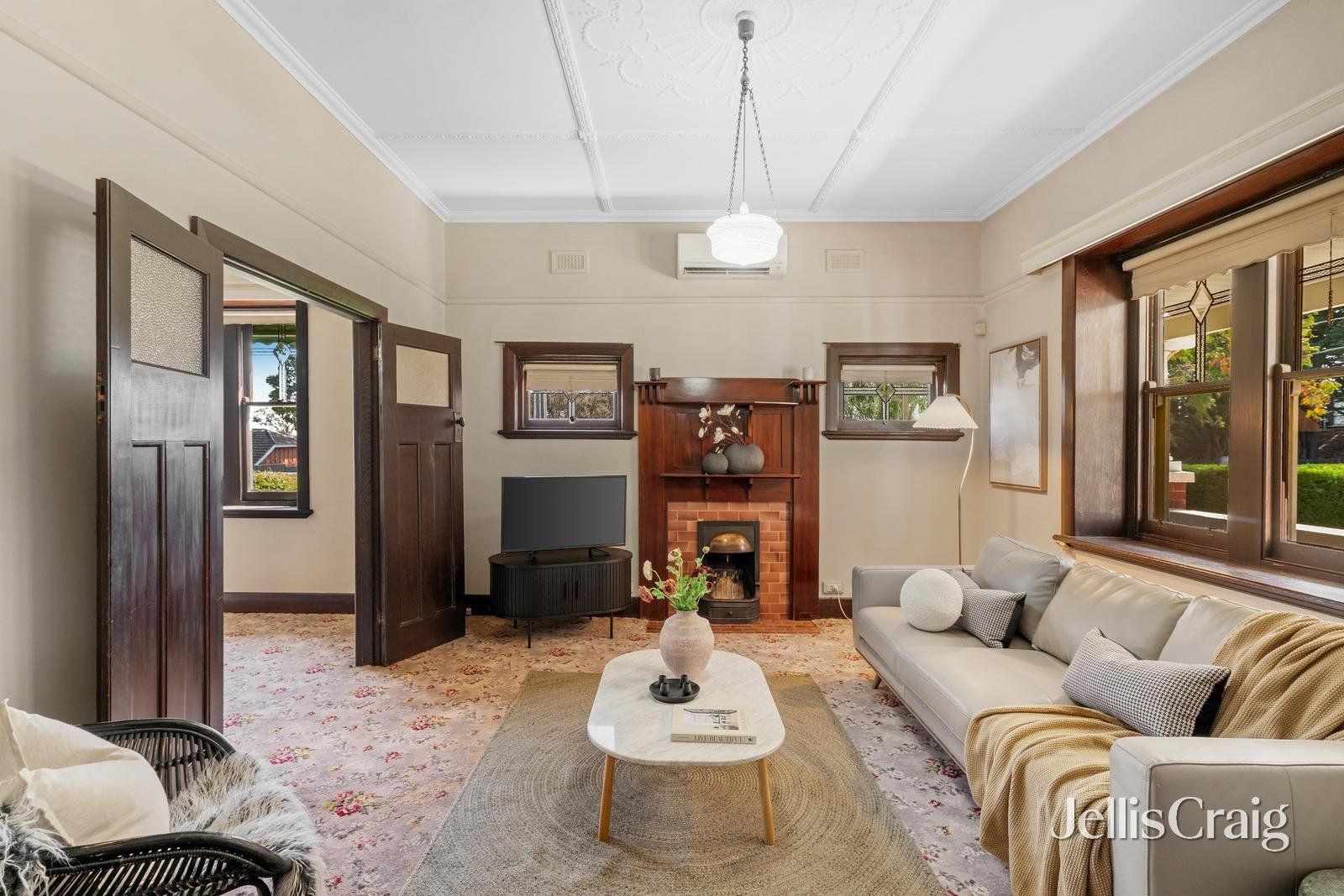 734 Canterbury Road, Surrey Hills image 4