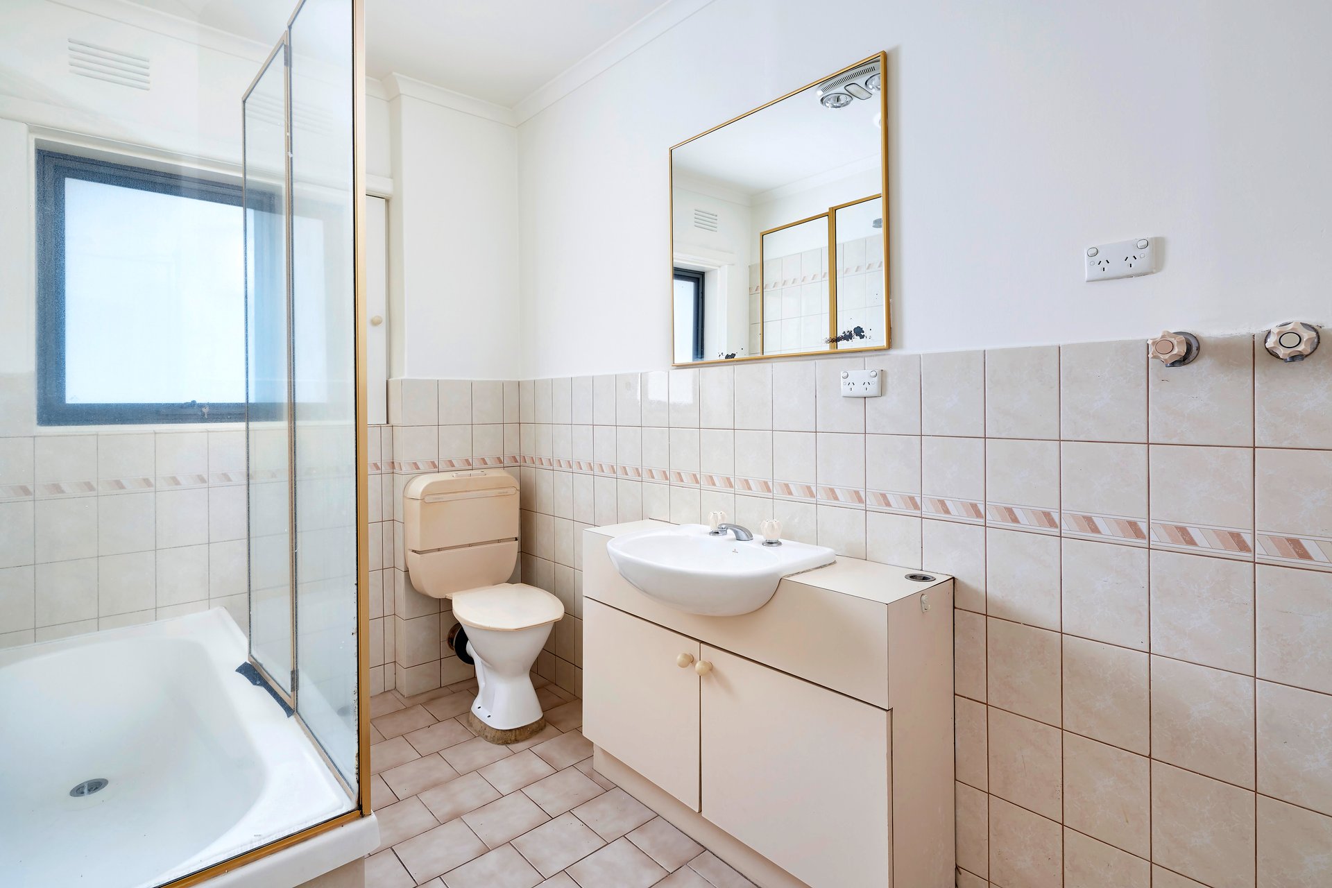 Property Gallery Thumbnail 5