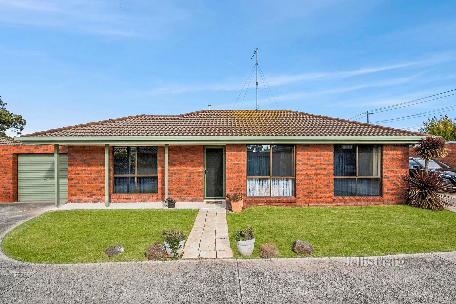 7/352 Anakie Road, Norlane image 1