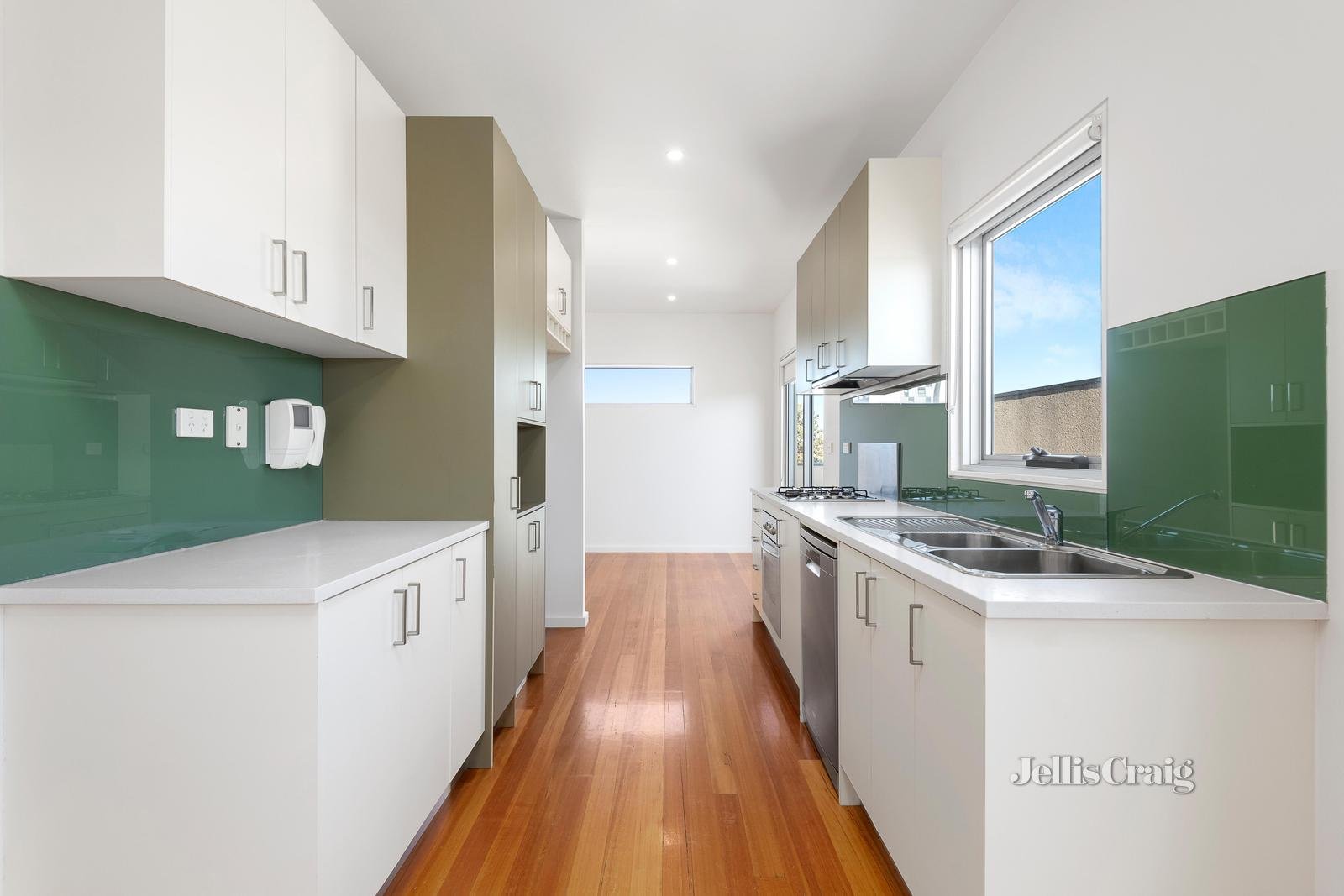 7/355 Lygon Street, Brunswick East image 3