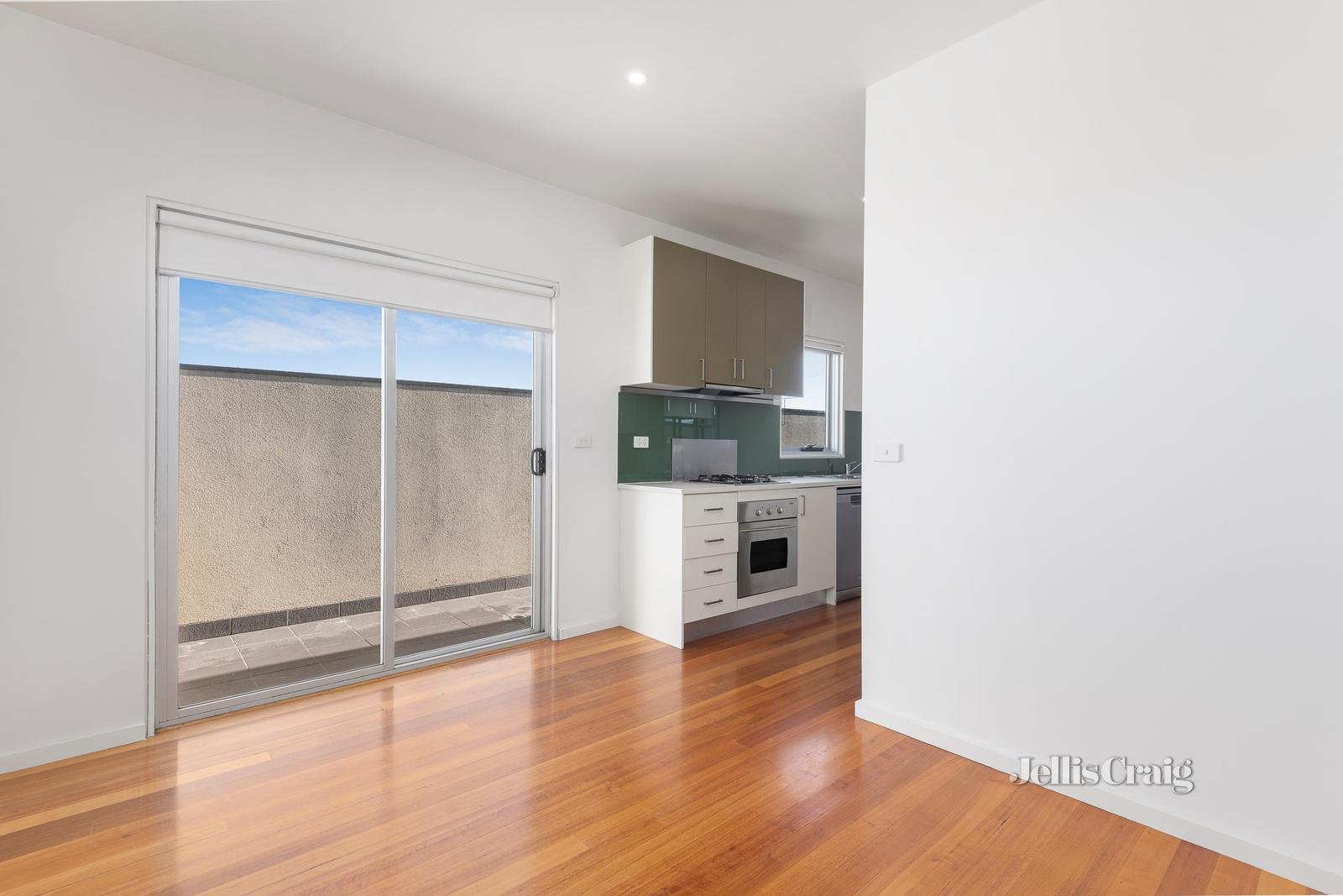 7/355 Lygon Street, Brunswick East image 4