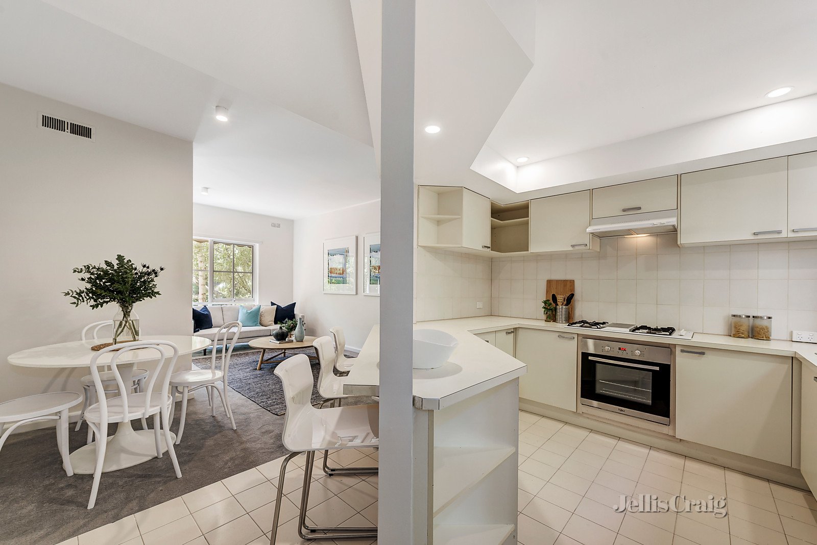 7/36 Anderson Road, Hawthorn East image 3