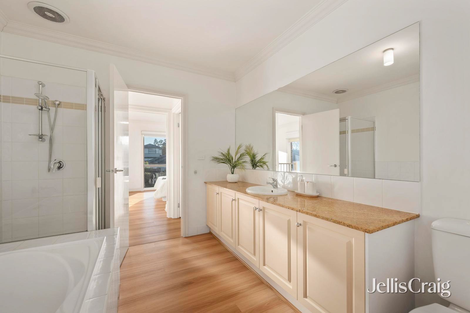 7/36 Oban Road, Ringwood image 9