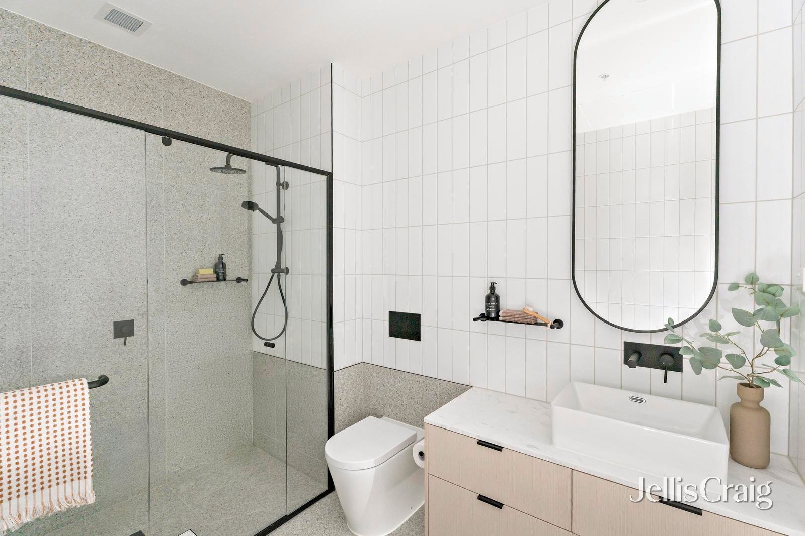 7/363 Macaulay Road, Kensington image 8