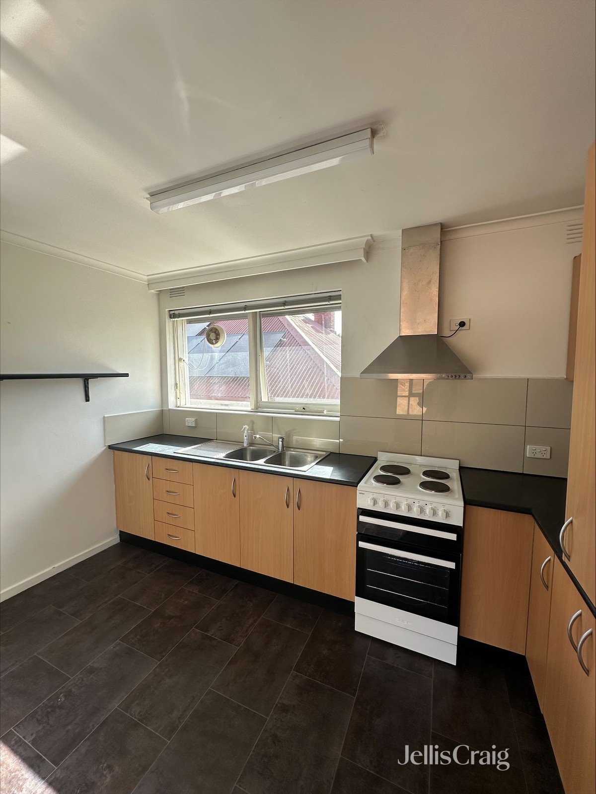 7/39 Heller Street, Brunswick&nbsp;West image 3