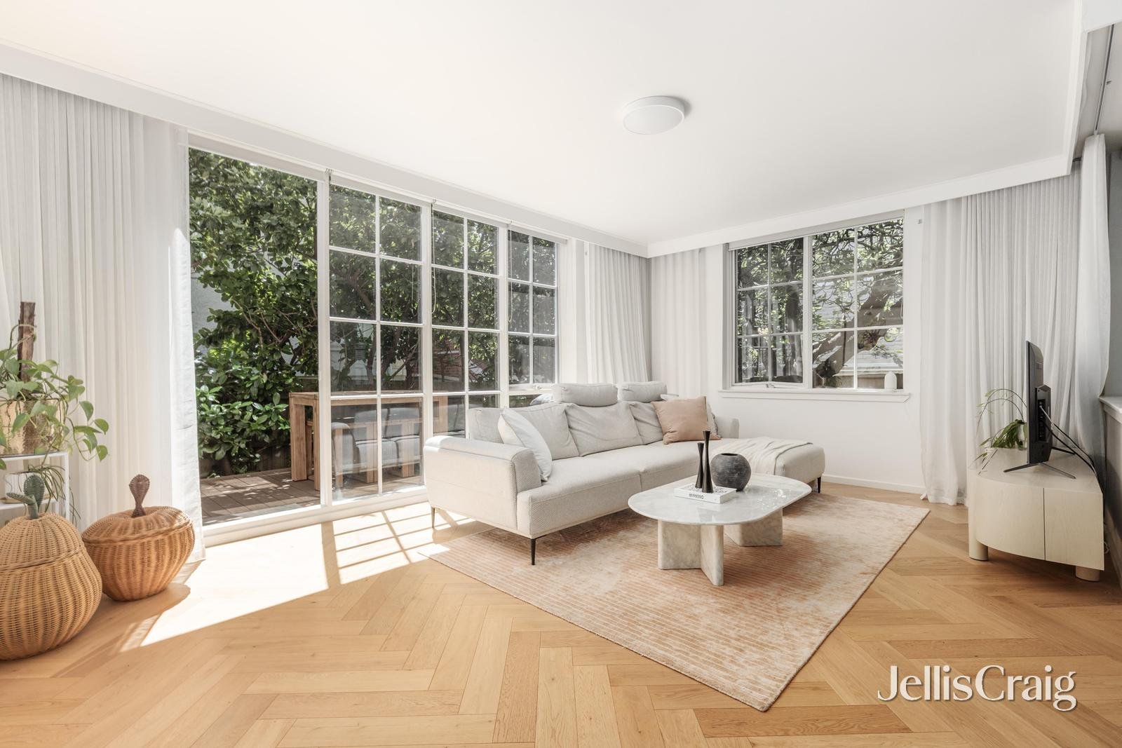 7/39 Rockley Road, South Yarra image 1