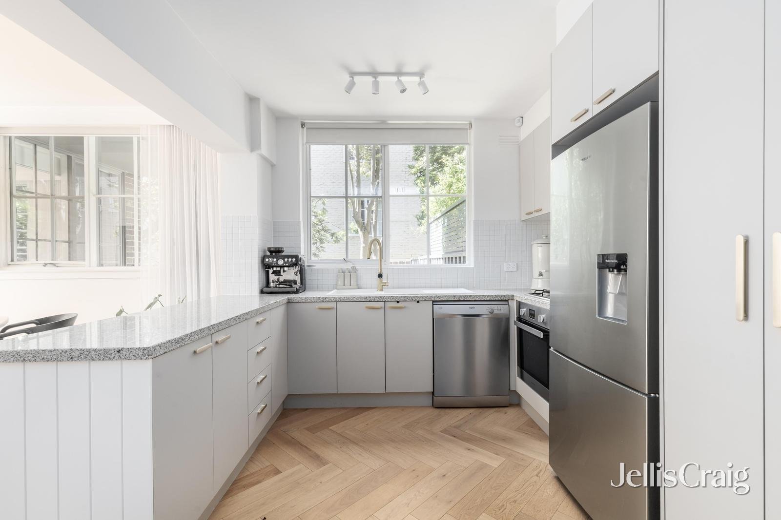 7/39 Rockley Road, South Yarra image 4