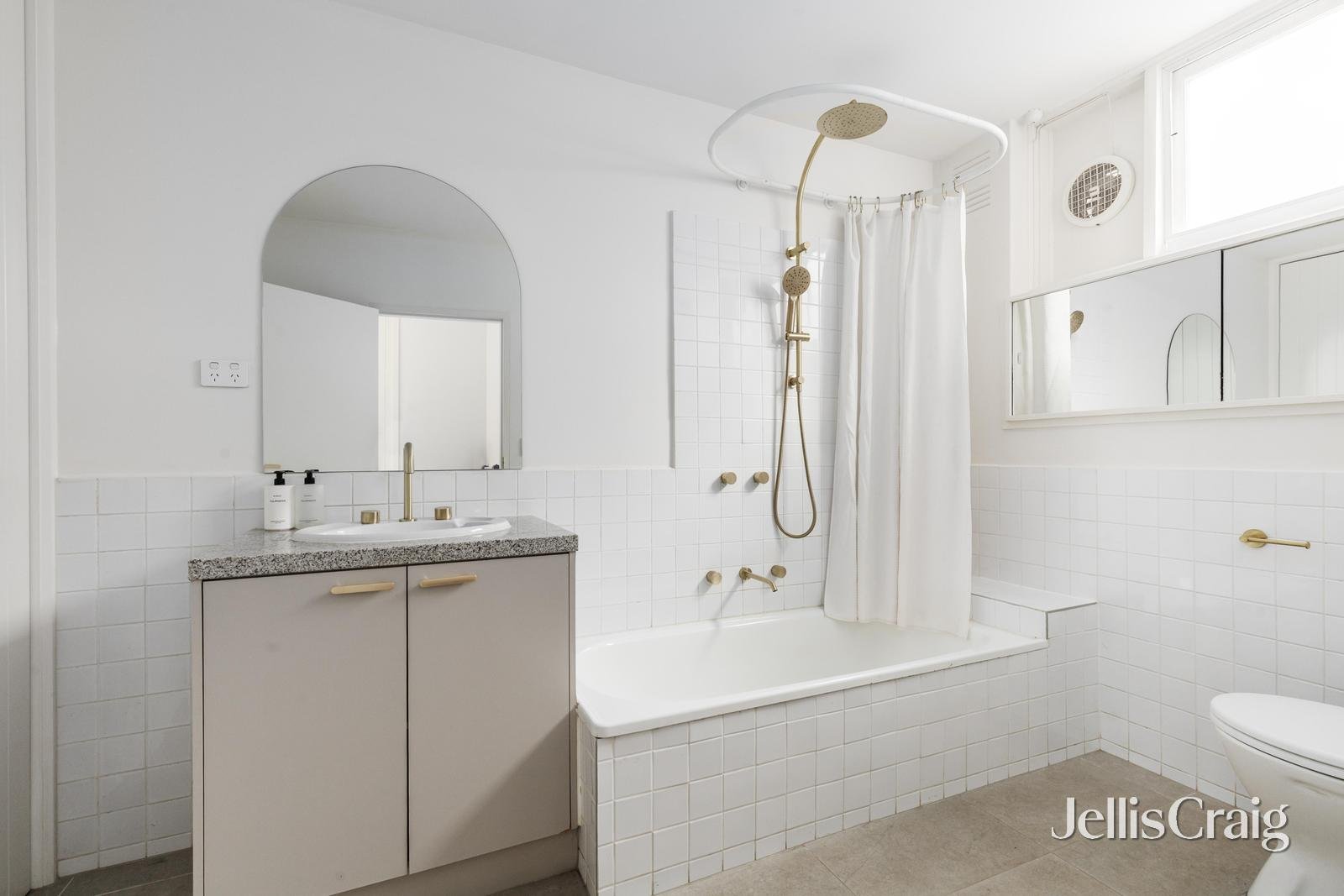 7/39 Rockley Road, South Yarra image 7