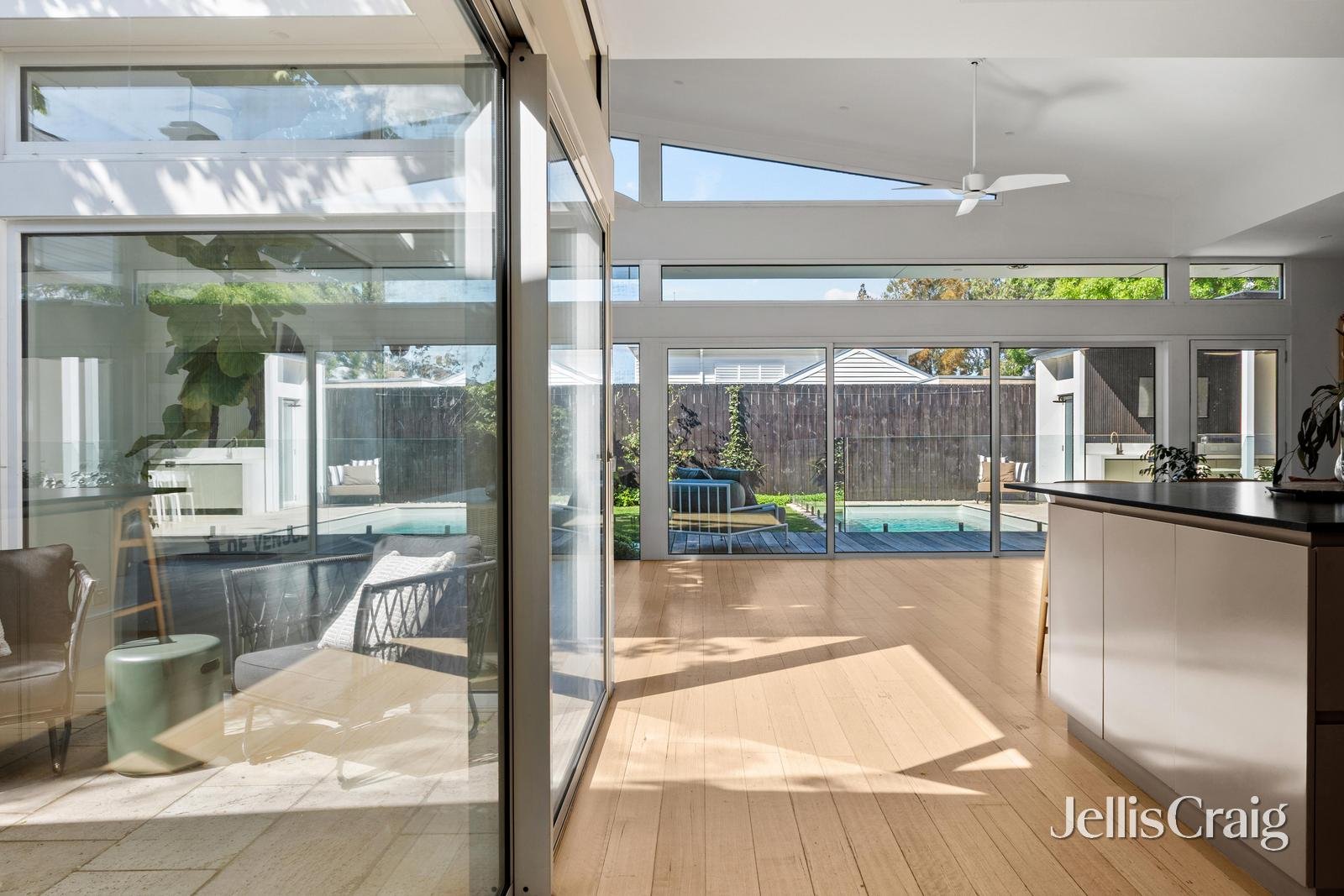 74 Alma Terrace, Newport image 9