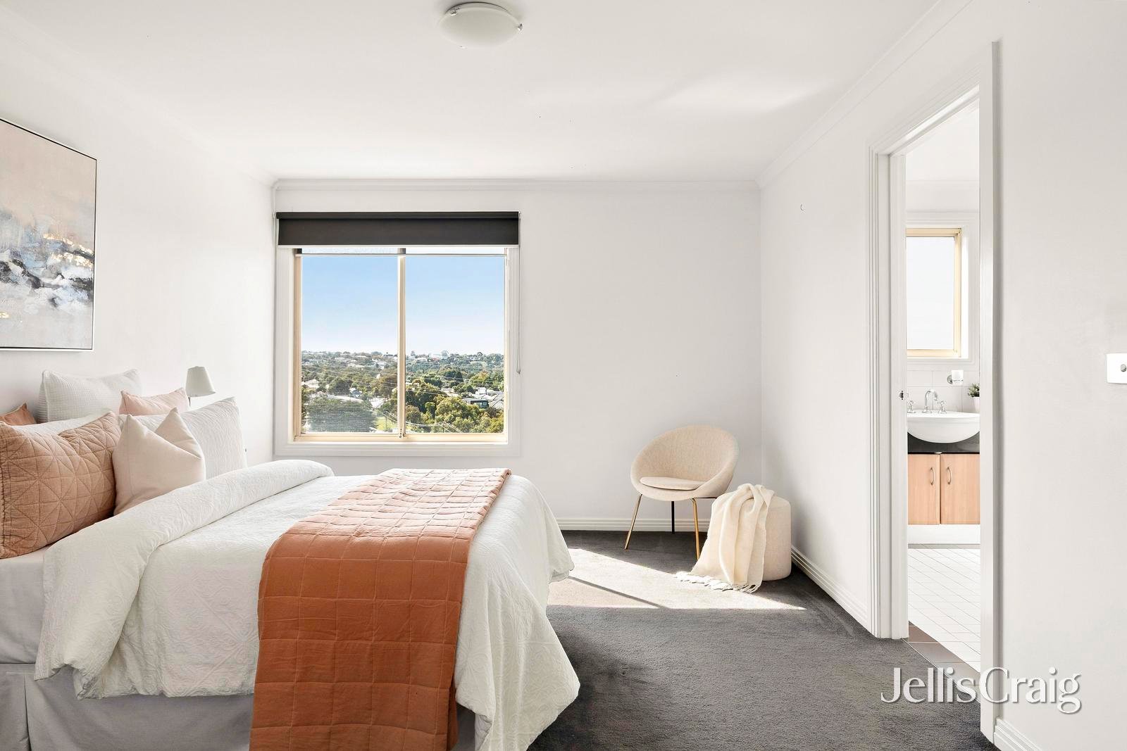 7/4 Belvedere Close, Maribyrnong image 6