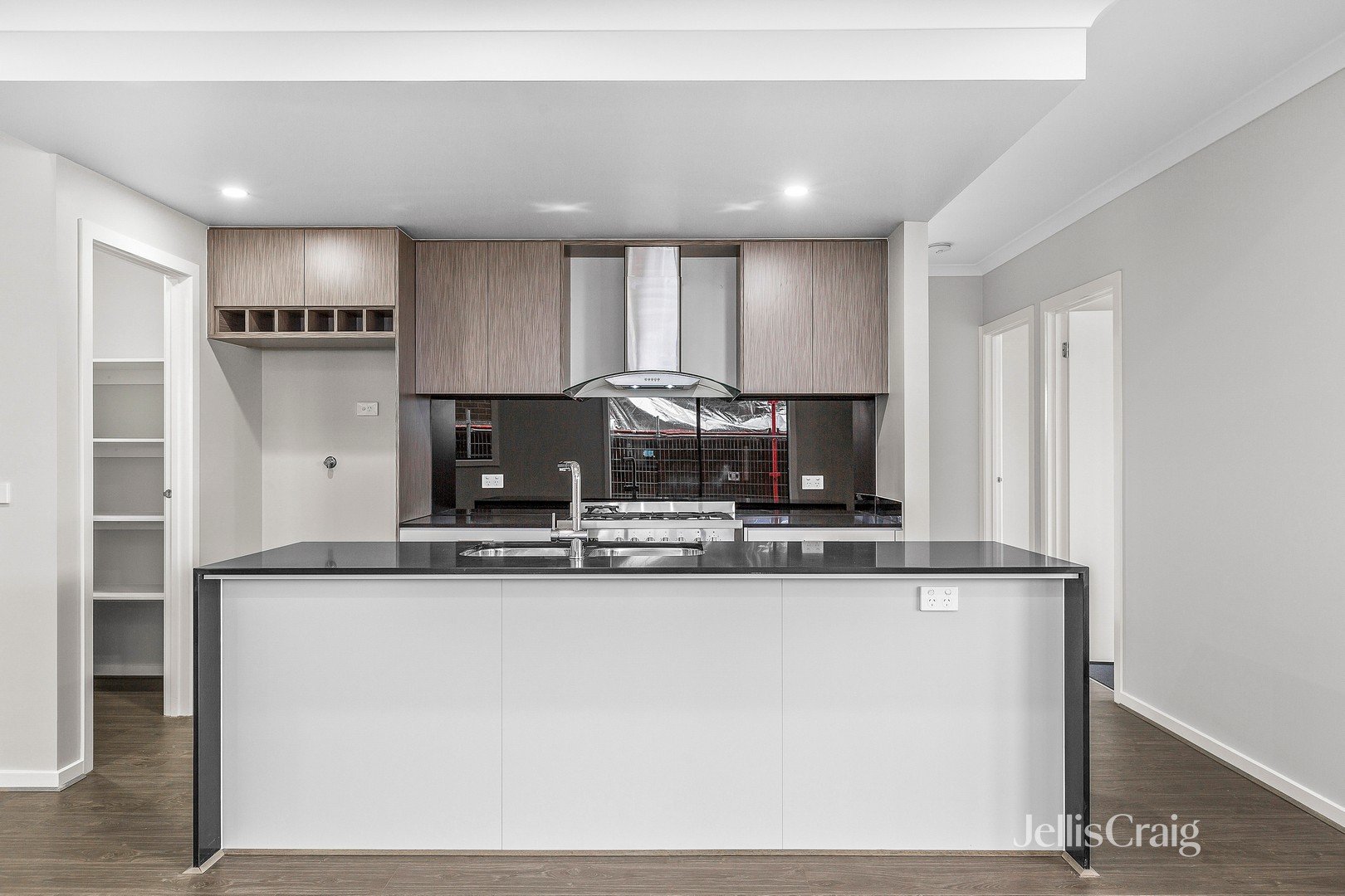 74 Bruckner Drive, Point Cook image 3