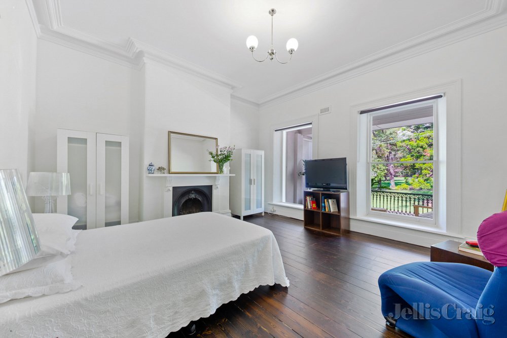 74 Carlton Street, Carlton image 8