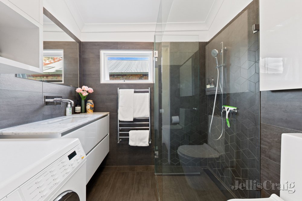 74 Carlton Street, Carlton image 10