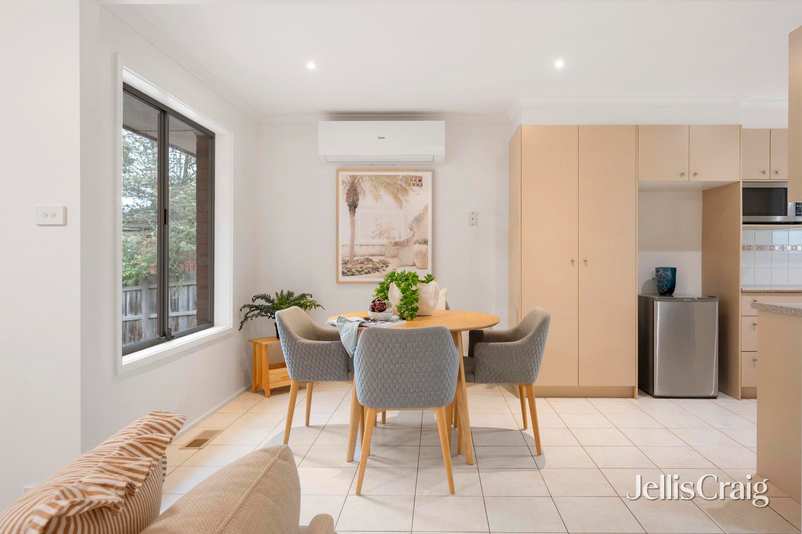 74 Croydondale Drive, Mooroolbark image 5